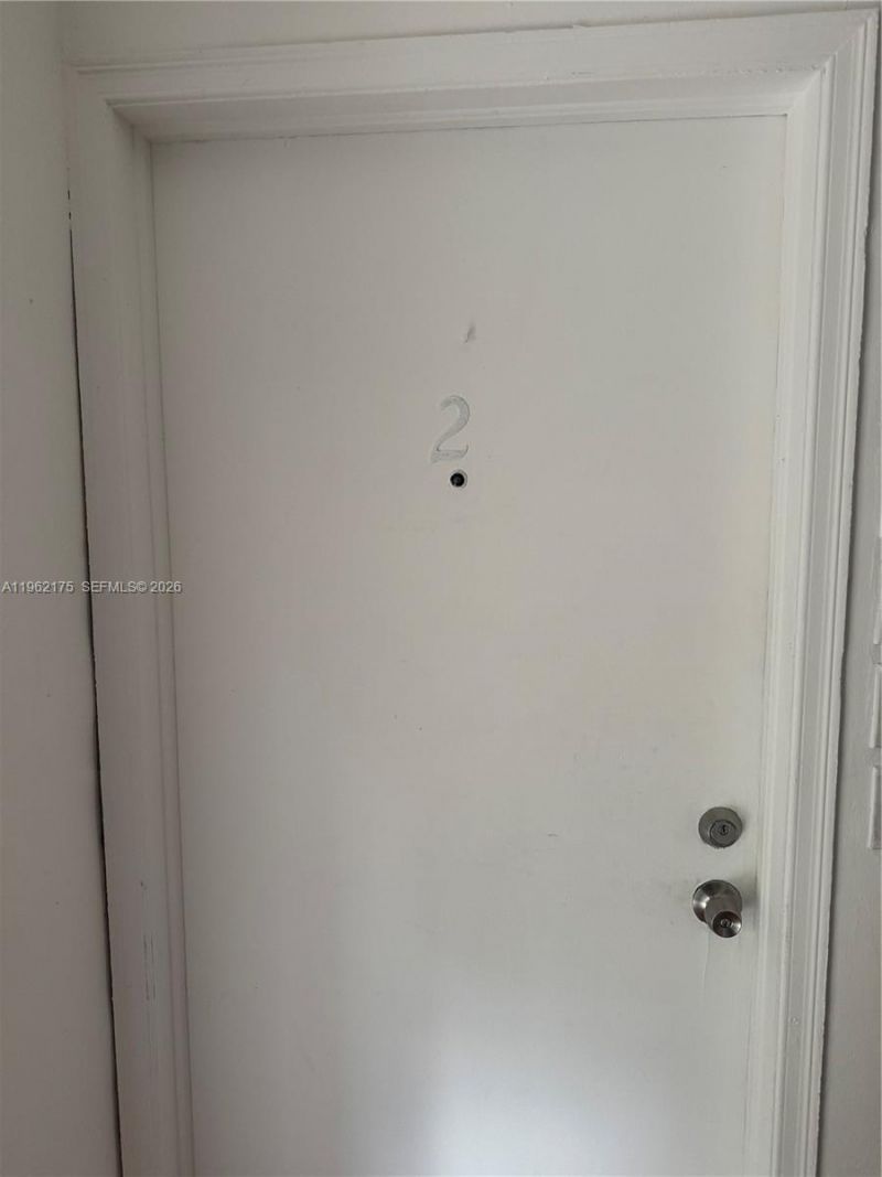 300 Mendoza Ave, Unit 2, Coral Gables, FL 33134 Photo