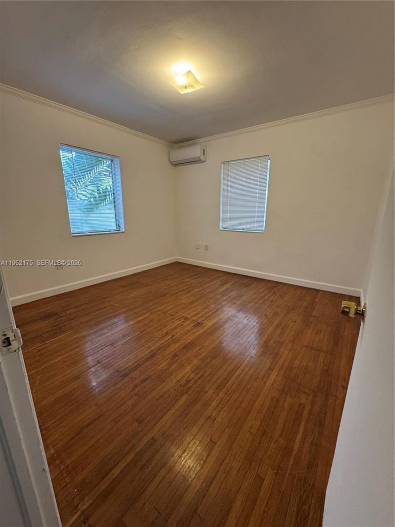 300 Mendoza Ave, Unit 2, Coral Gables, FL 33134 Photo