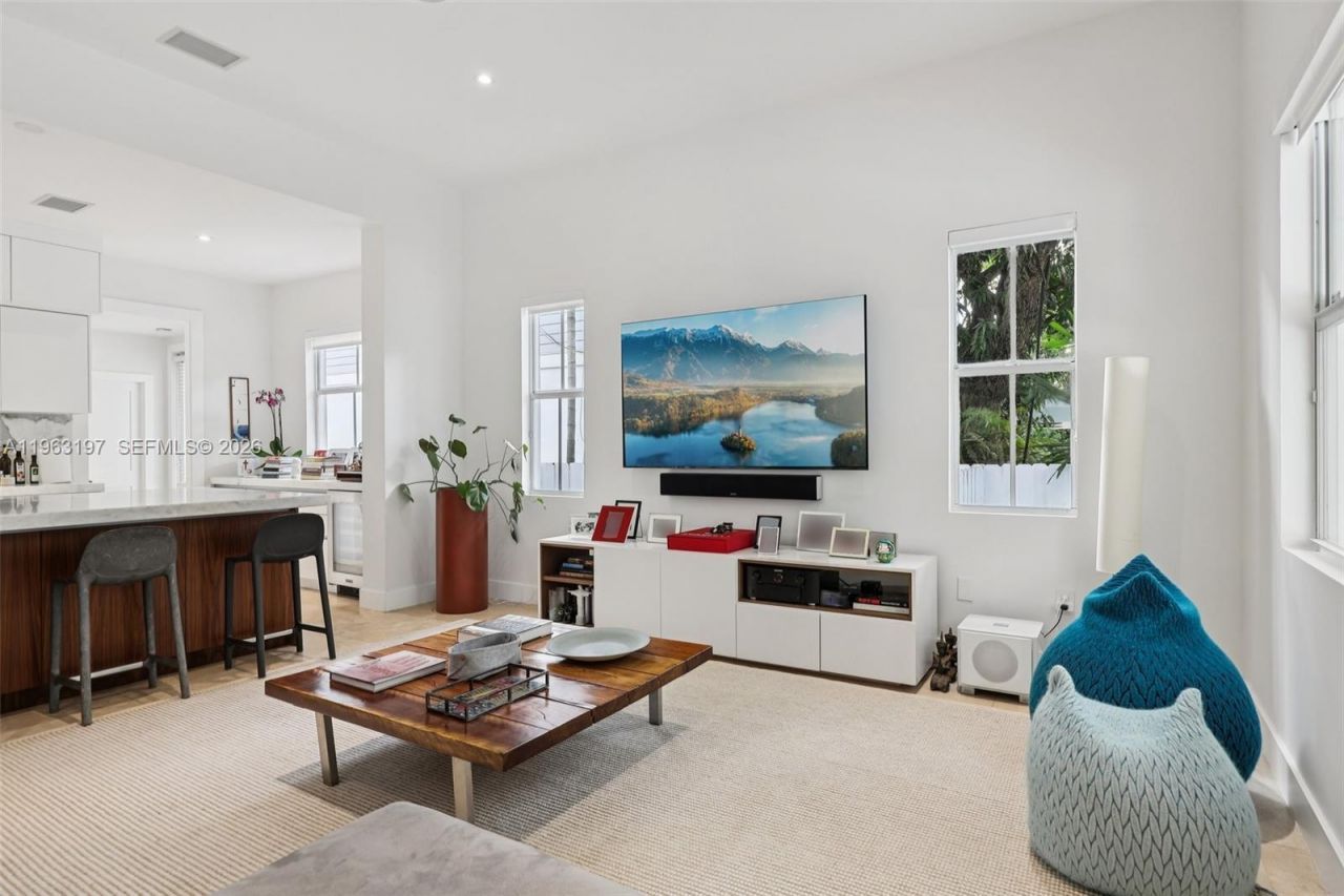 Please Call For Address, Miami, FL 33143 Photo