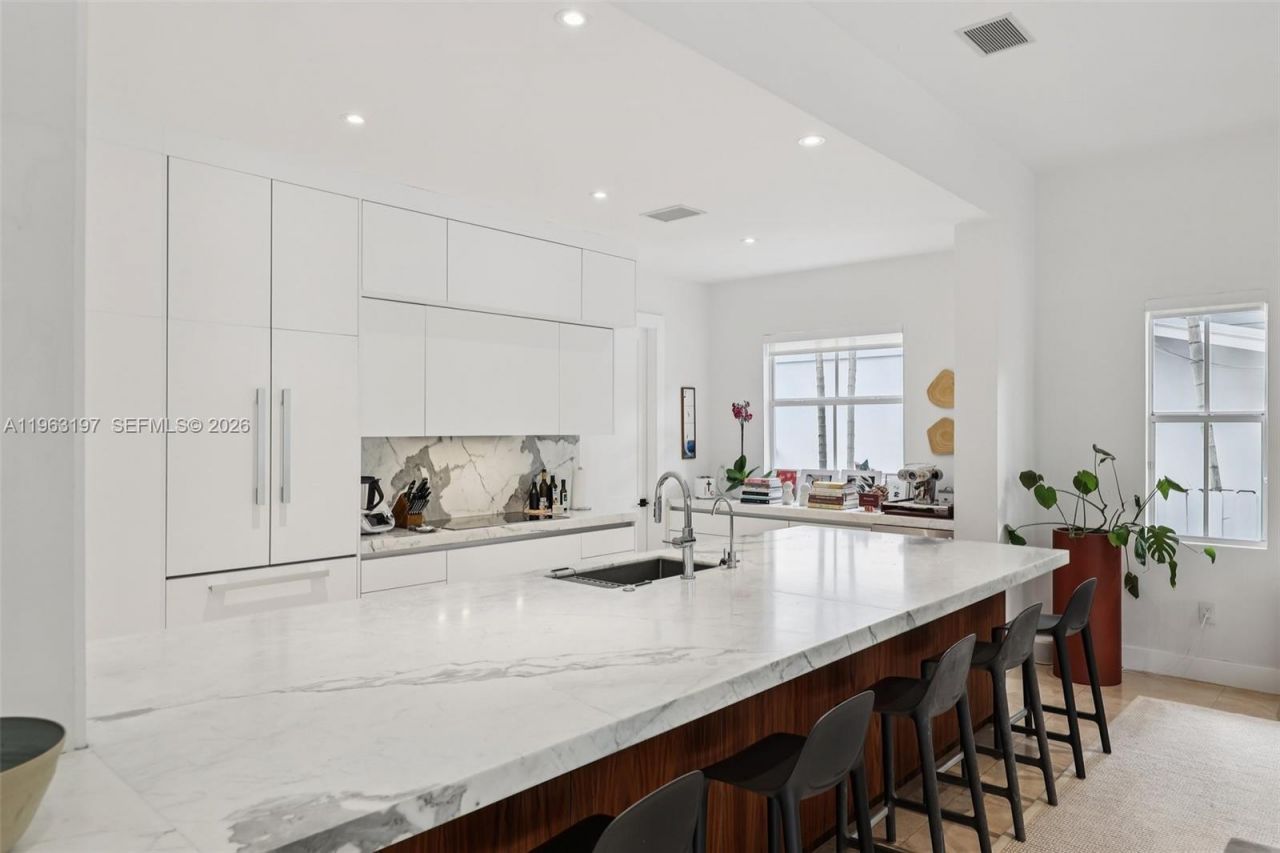 Please Call For Address, Miami, FL 33143 Photo