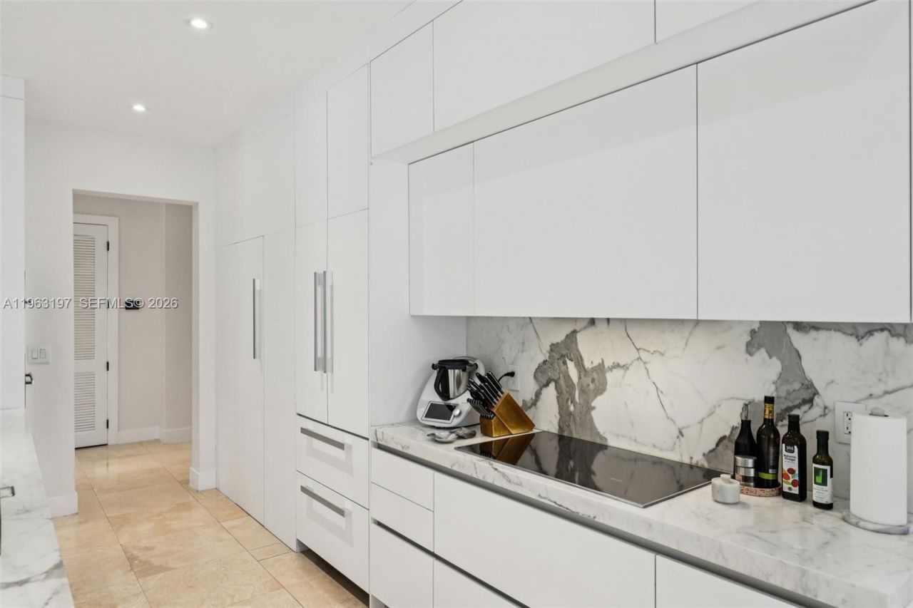 Please Call For Address, Miami, FL 33143 Photo