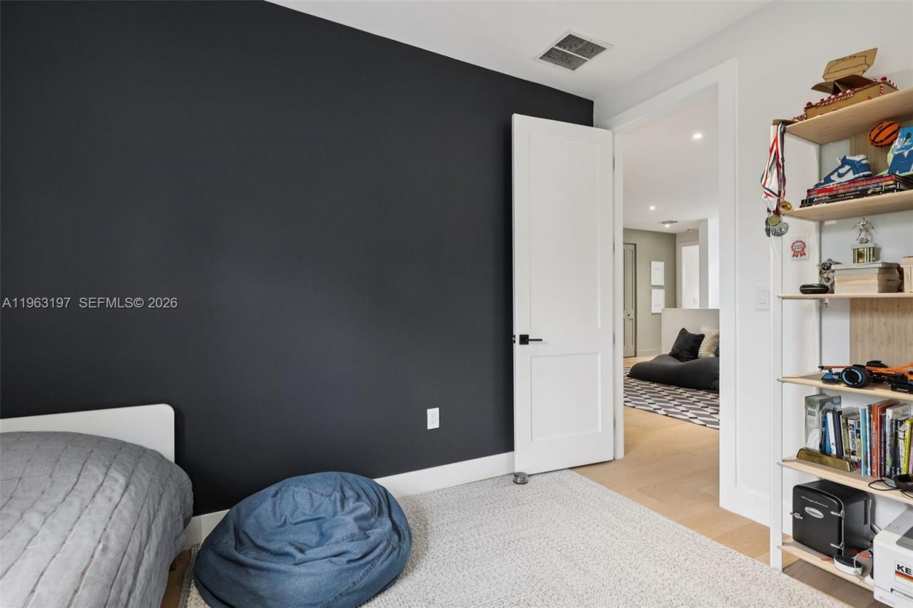 Please Call For Address, Miami, FL 33143 Photo