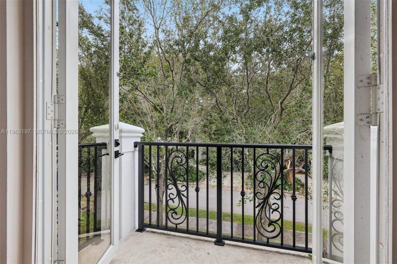 Please Call For Address, Miami, FL 33143 Photo