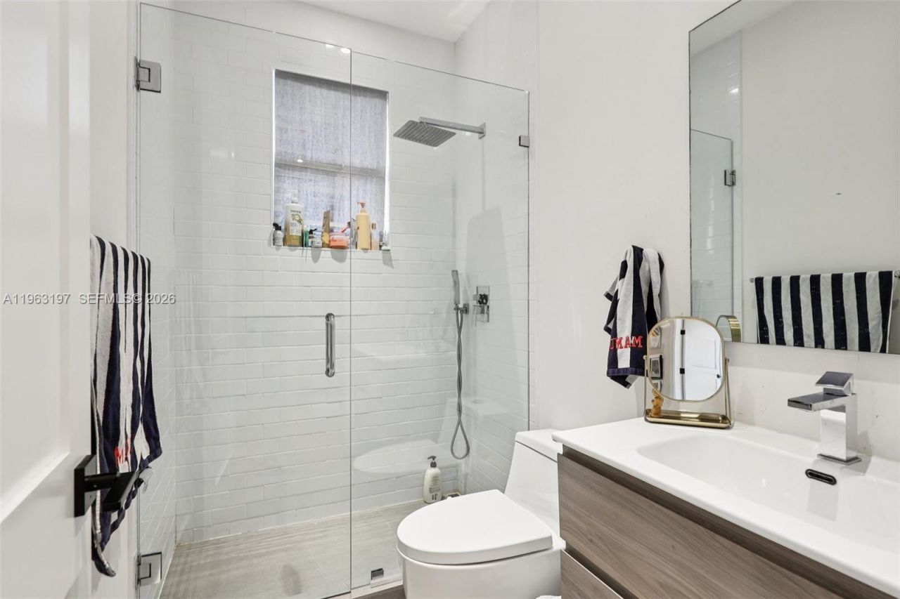 Please Call For Address, Miami, FL 33143 Photo