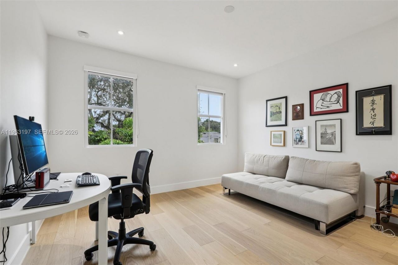 Please Call For Address, Miami, FL 33143 Photo