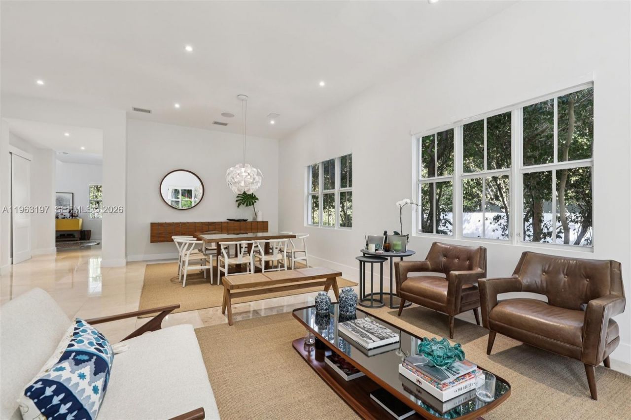 Please Call For Address, Miami, FL 33143 Photo