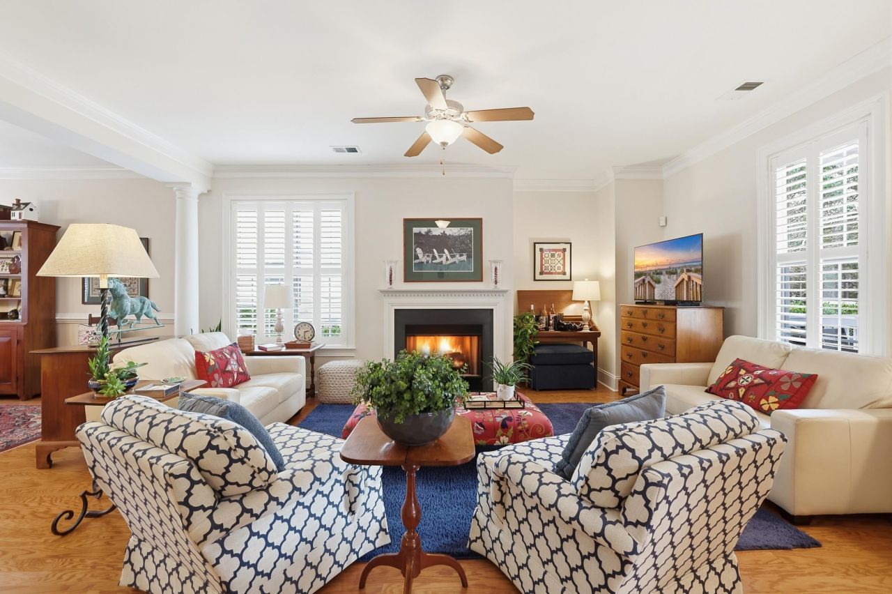 33 Federation Loop Photo 12