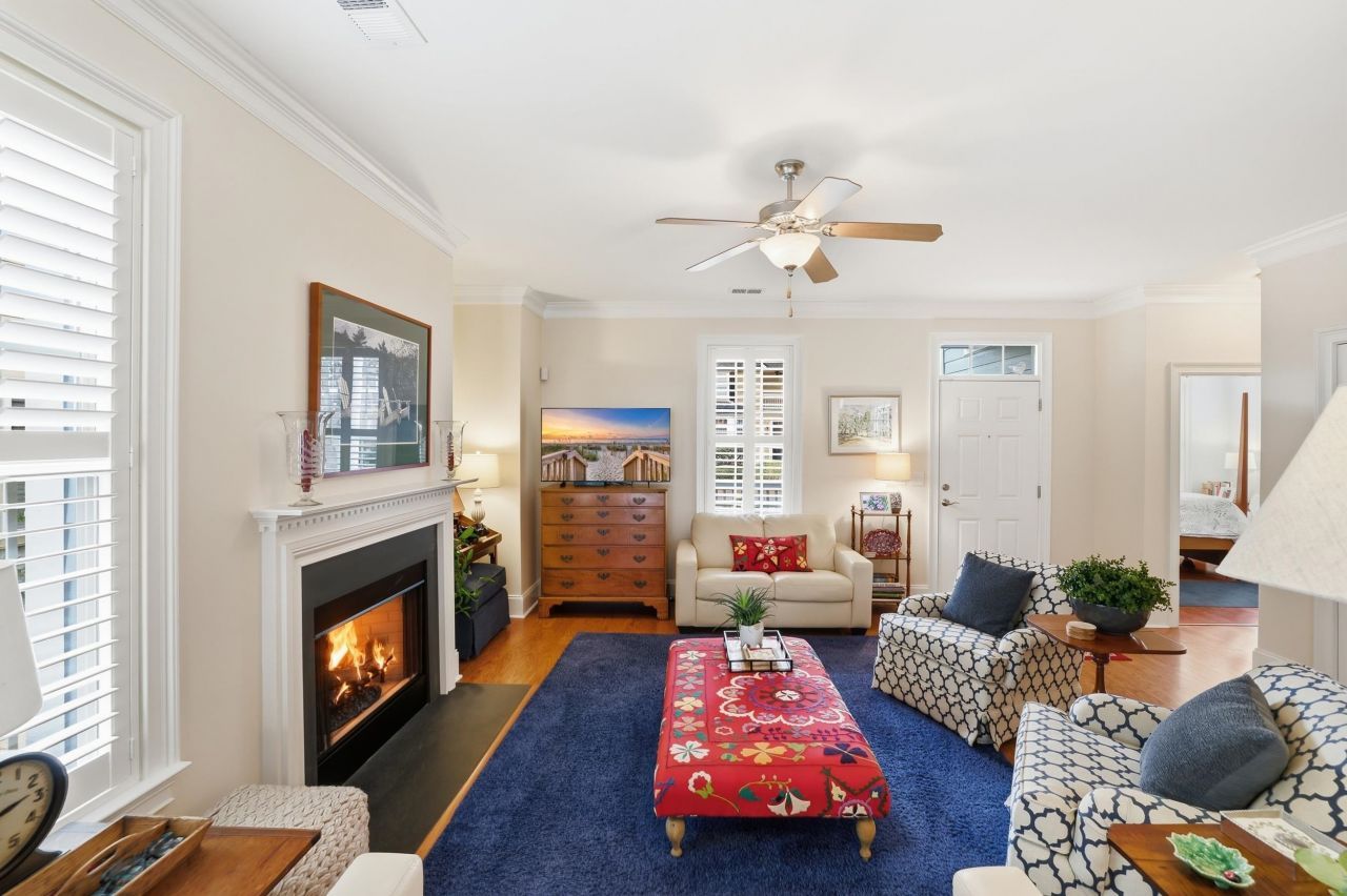 33 Federation Loop Photo 16