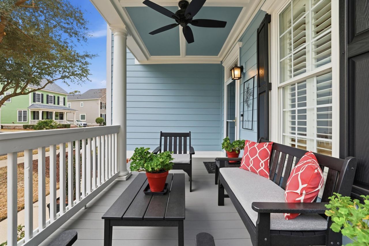 33 Federation Loop Photo 2