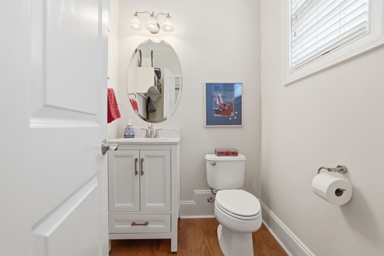 33 Federation Loop Photo 23