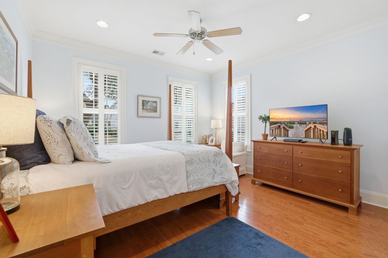 33 Federation Loop Photo 25