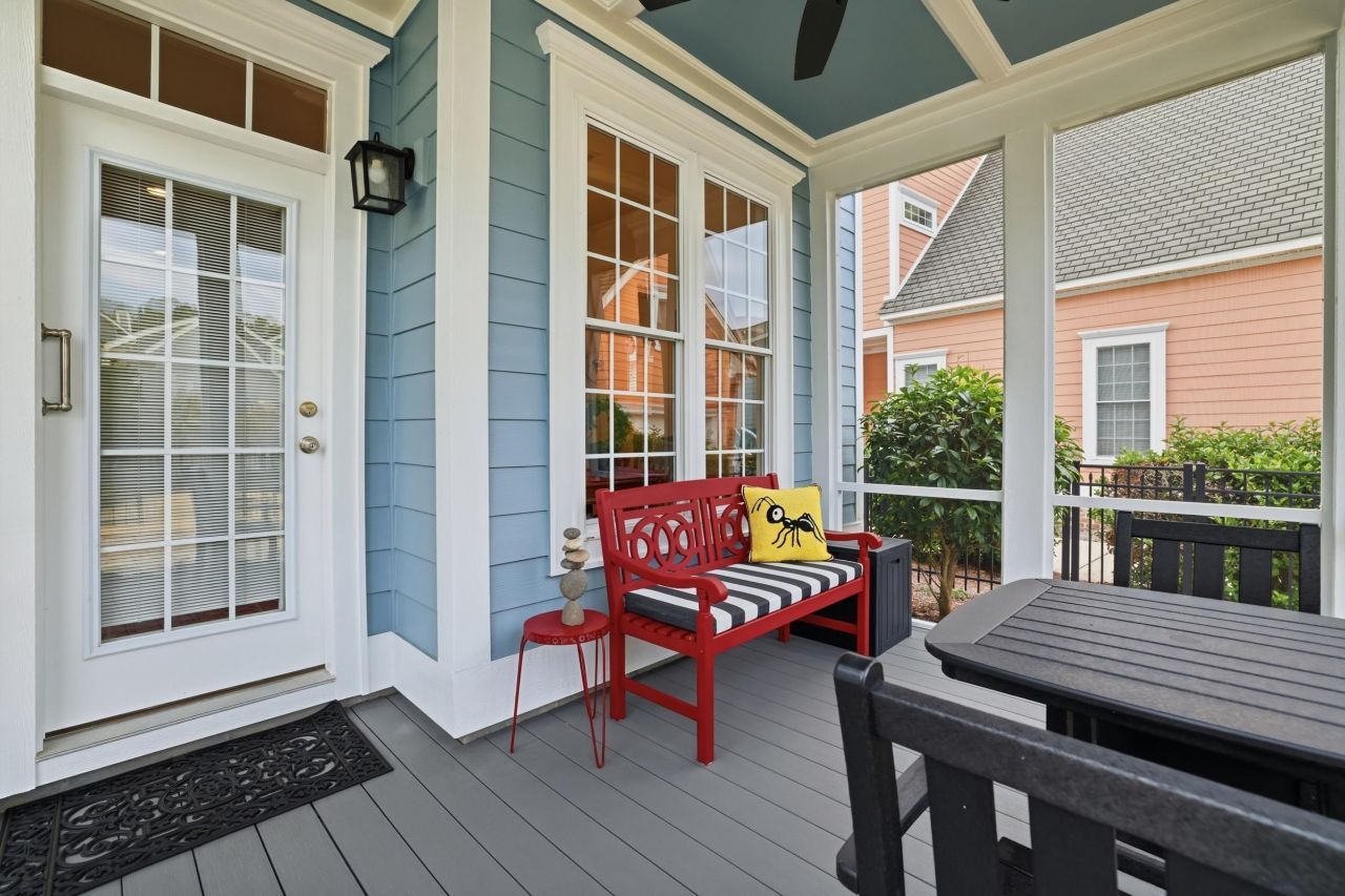 33 Federation Loop Photo 40