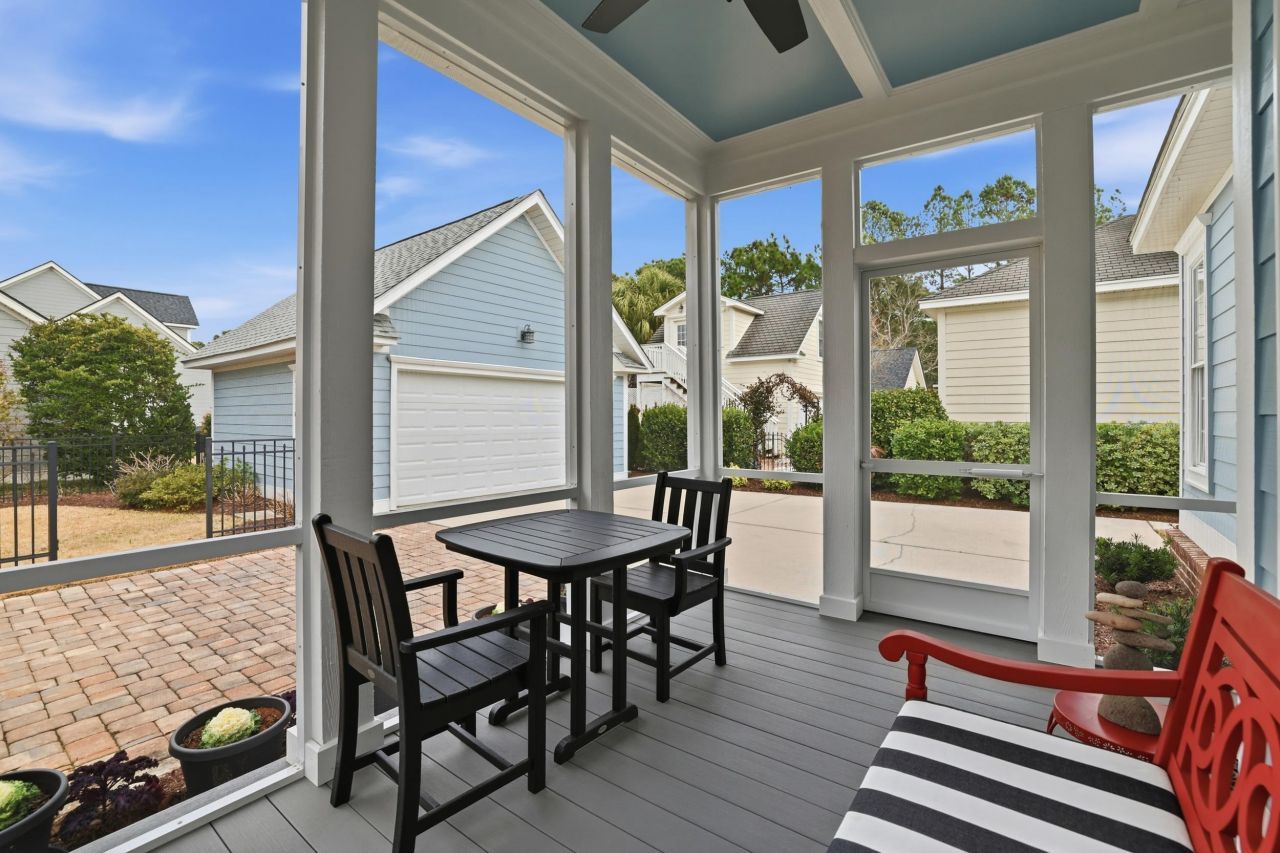 33 Federation Loop Photo 41