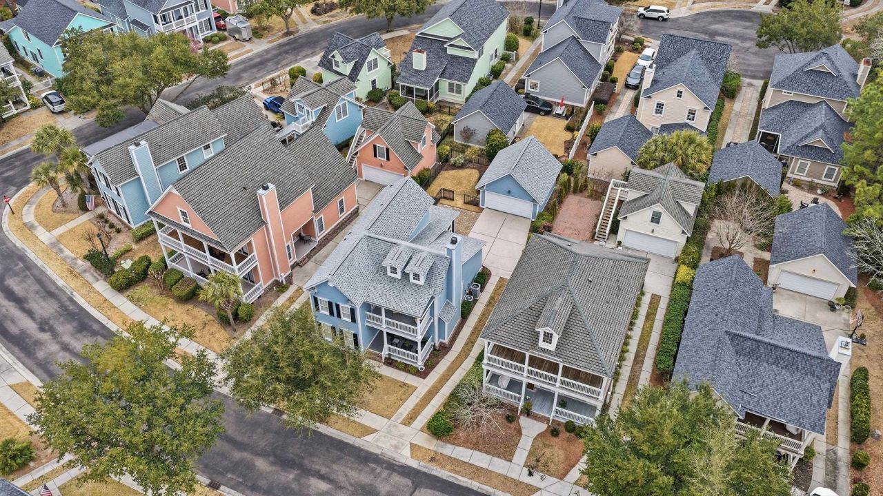 33 Federation Loop Photo 51