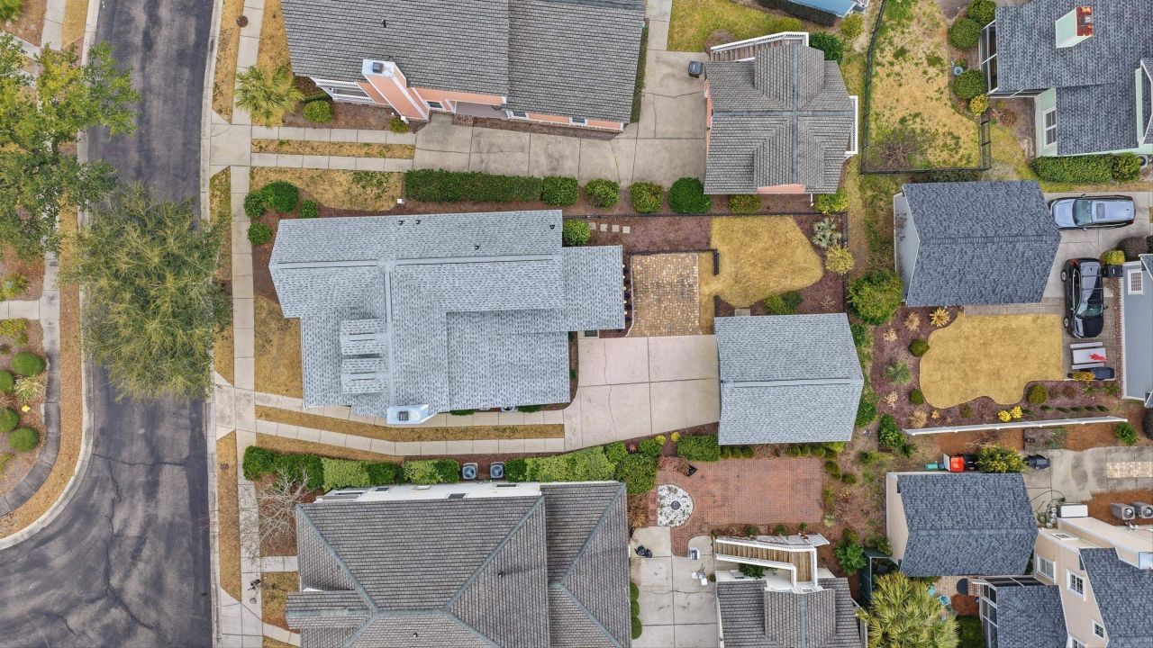 33 Federation Loop Photo 53