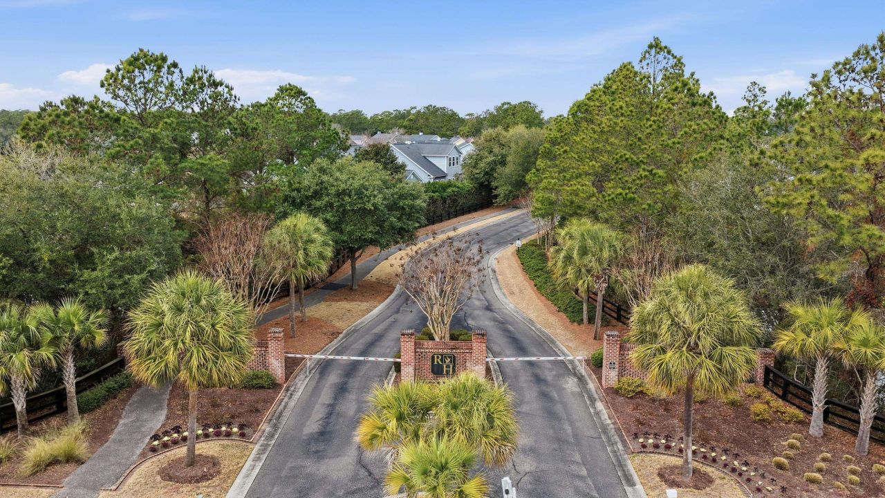 33 Federation Loop Photo 55