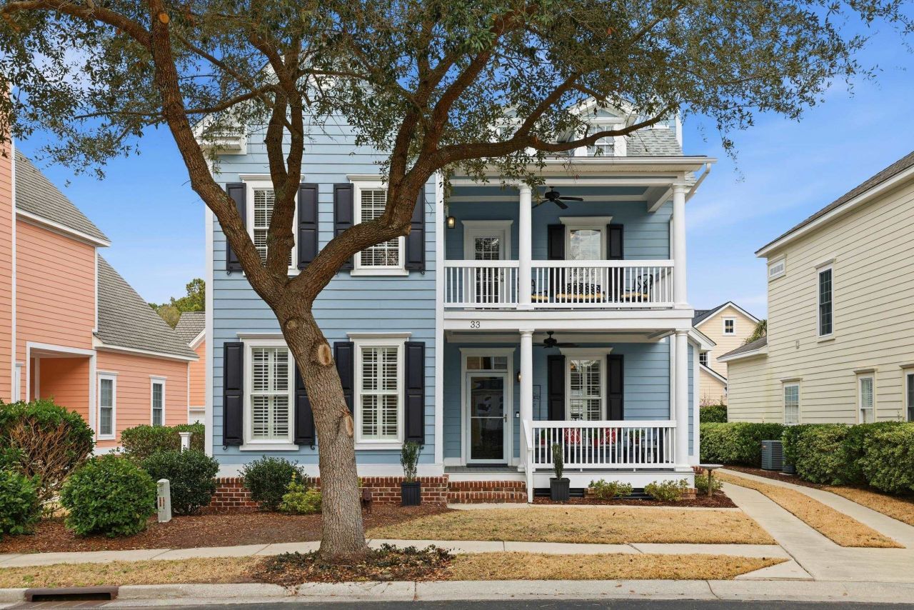 33 Federation Loop Photo 6