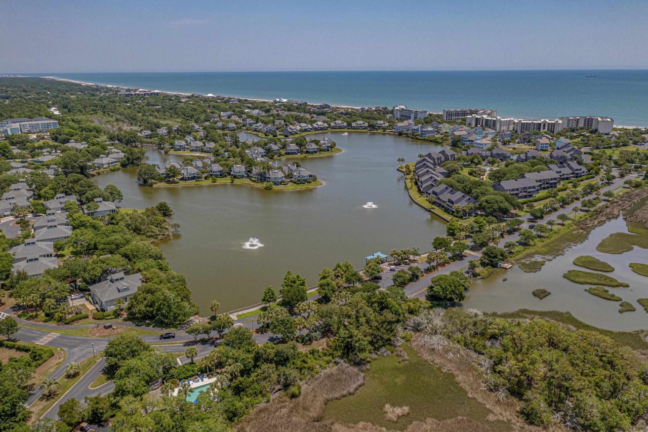 33 Federation Loop Photo 63