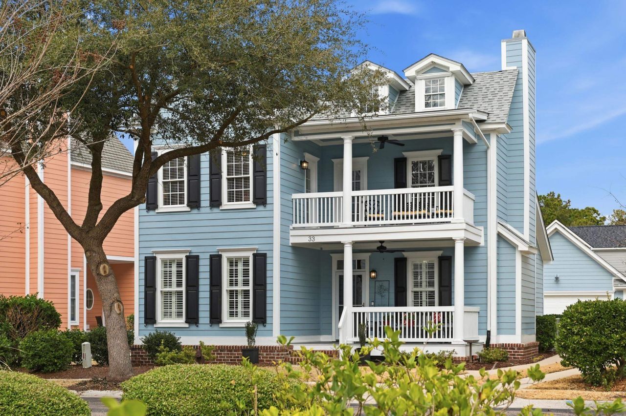 33 Federation Loop Photo 7