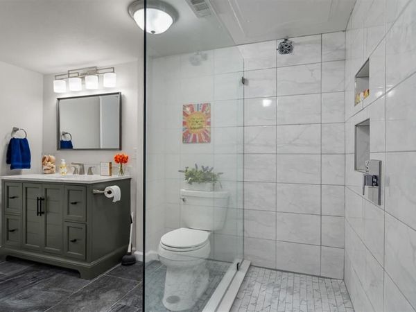 2808 Escada Drive, Unit 107, Farmers Branch, TX 75234