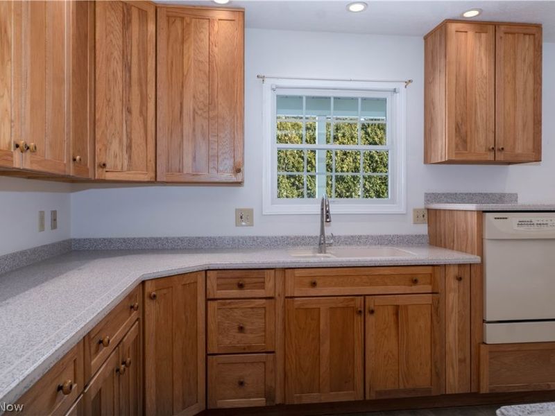 6268 Boatman Drive NW, Canal Fulton, OH 44614 Photo 10