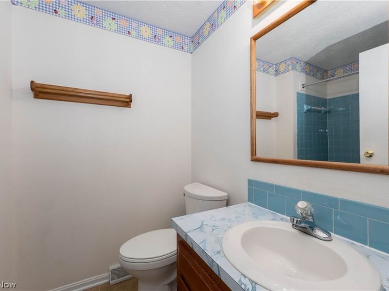 6268 Boatman Drive NW, Canal Fulton, OH 44614 Photo 16