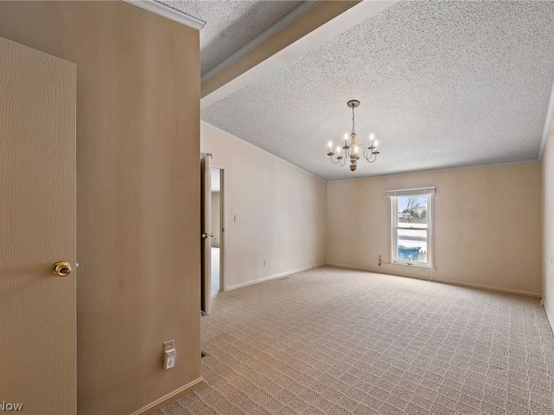 3249 Dove, Warren, OH 44481 Photo 11