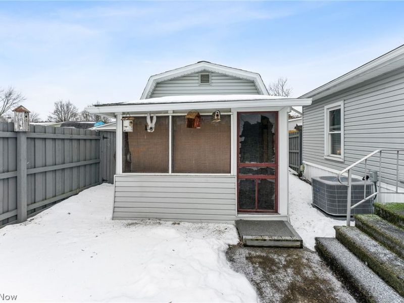 3249 Dove, Warren, OH 44481 Photo 26