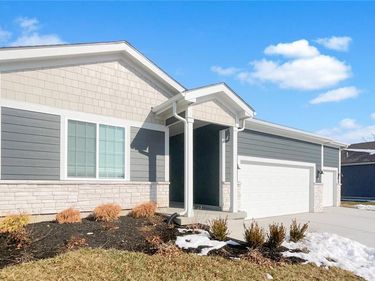 309 Hawthorne Court, Blue Springs, MO 64014