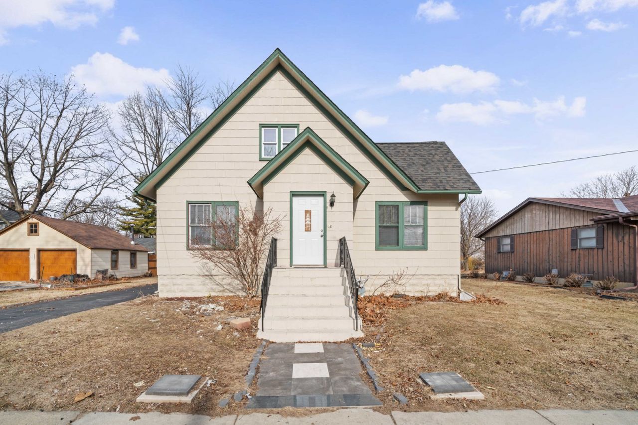 210 E North Street, Leland, IL 60531 Main Photo