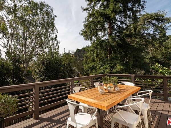 2640 N Commonwealth Avenue, Los Angeles, CA 90027