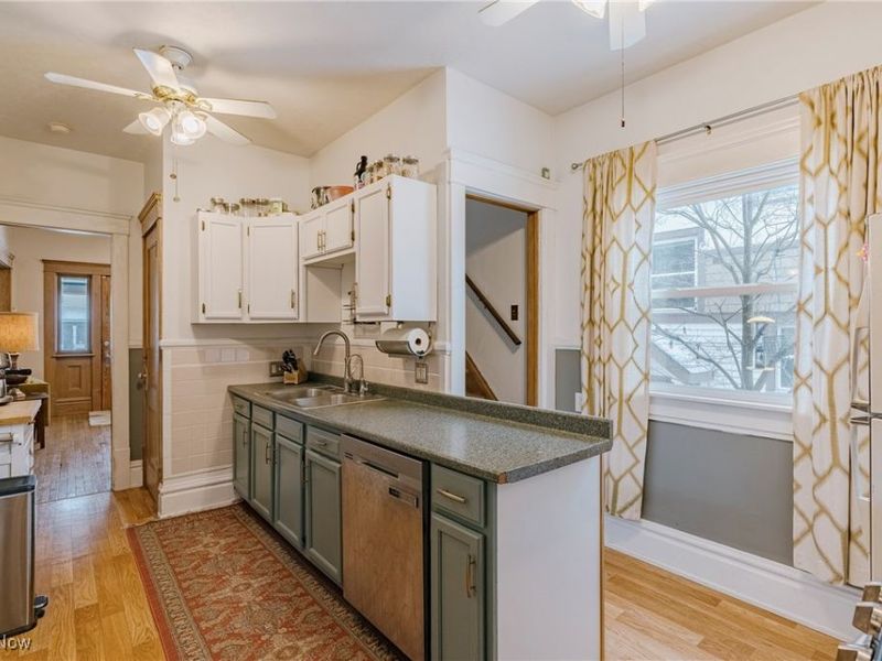 100 Corson Avenue, Akron, OH 44302 Photo 11