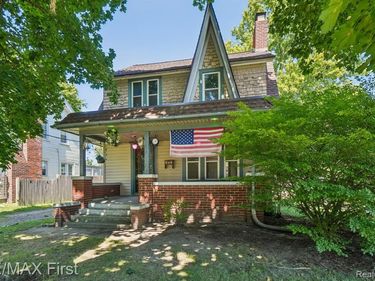 2931 Auburn Road, Auburn Hills, MI 48326