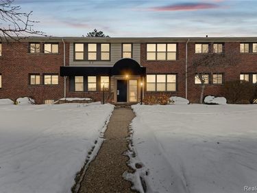 25777 Woodward Avenue, Royal Oak, MI 48067