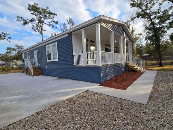 1809 NE Pine Avenue, Steinhatchee, FL 32359
