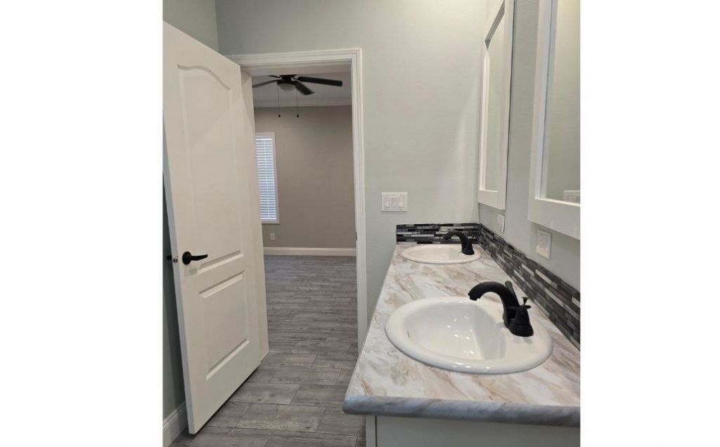 1809 NE Pine Avenue , Steinhatchee, FL 32359 Photo