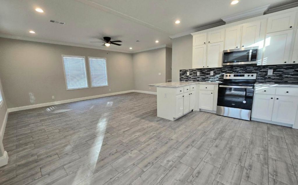 1809 NE Pine Avenue , Steinhatchee, FL 32359 Photo