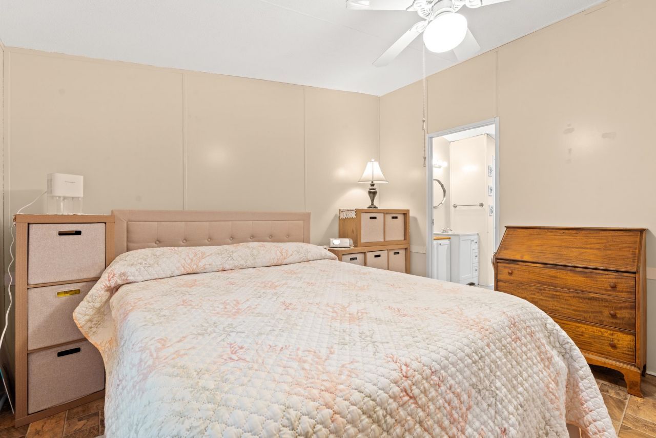 9446 Greenwing Dr. Photo 13