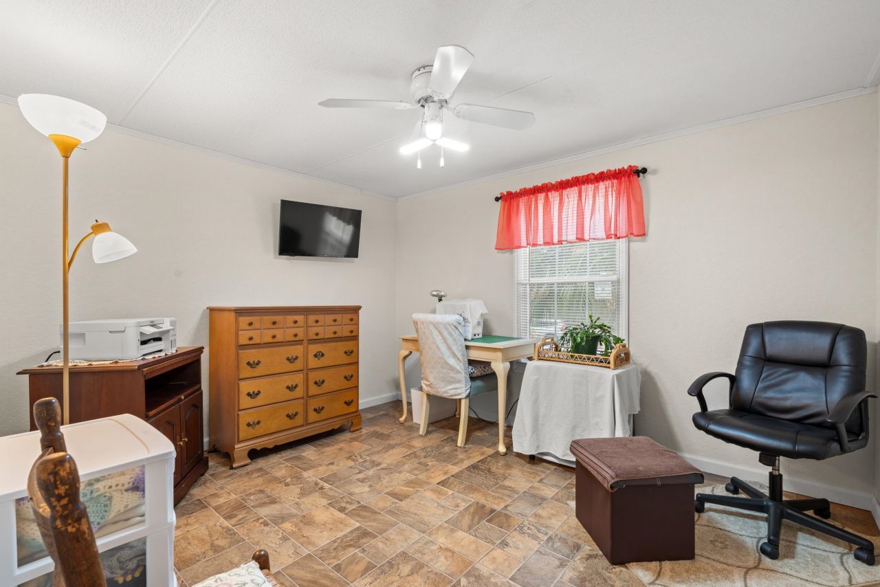 9446 Greenwing Dr. Photo 16