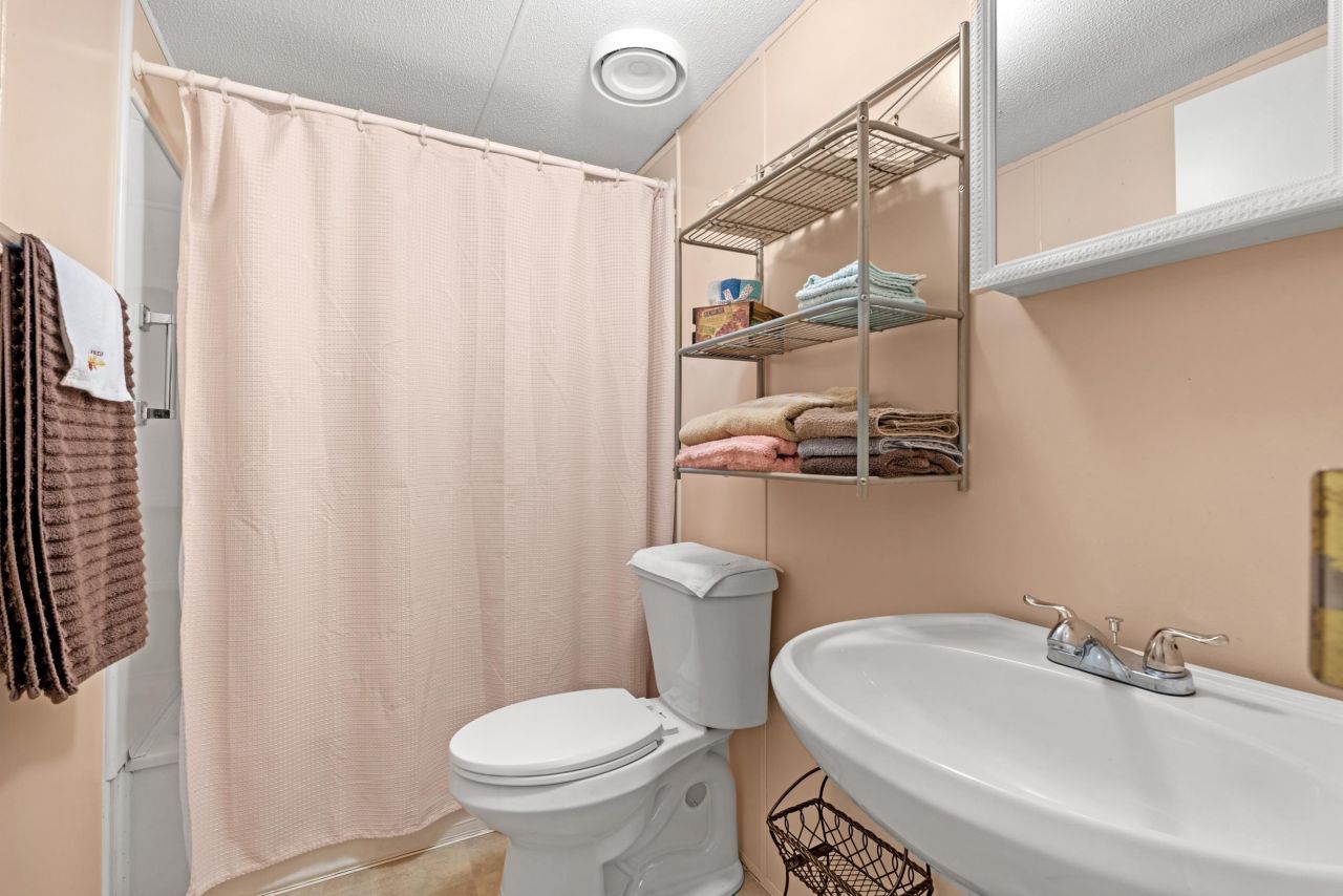 9446 Greenwing Dr. Photo 18