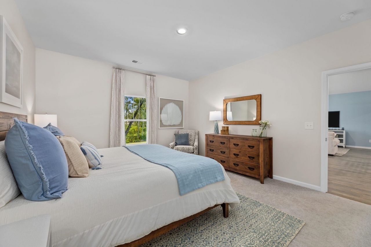 1149 Tibetan St. Photo 9