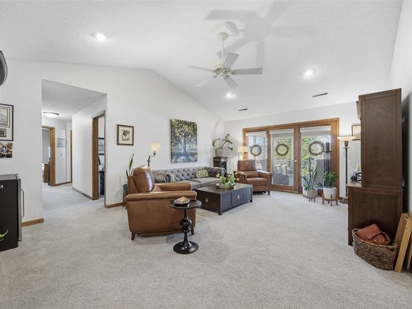 3490 Willowridge Road, Unit C, Marion, IA 52302