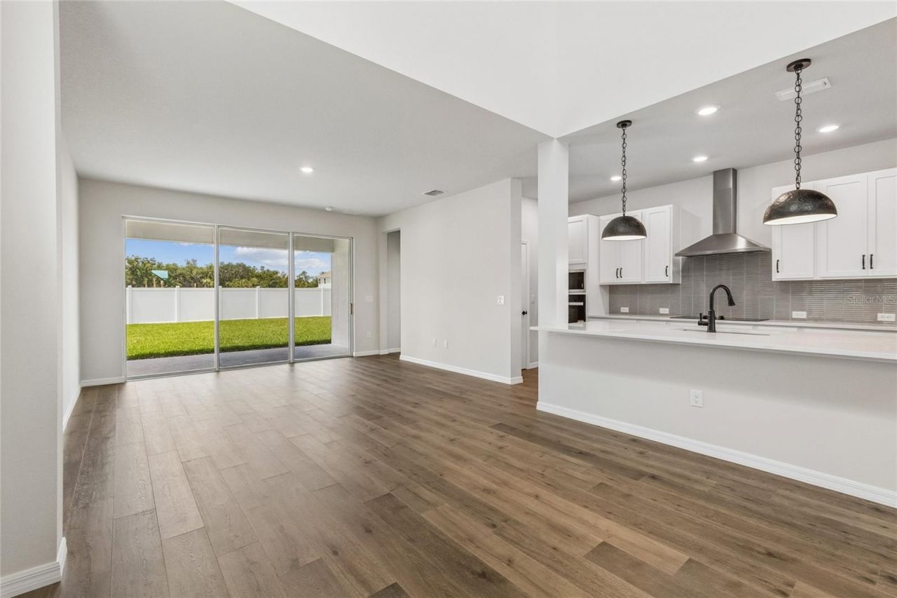 626 Kingswood Court, Bradenton, FL 34212 Photo