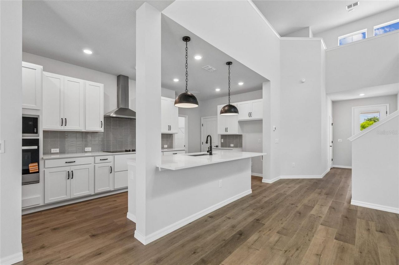 626 Kingswood Court, Bradenton, FL 34212 Photo