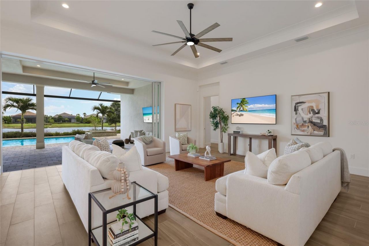 8249 Pavia Way, Lakewood Ranch, FL 34202 Photo