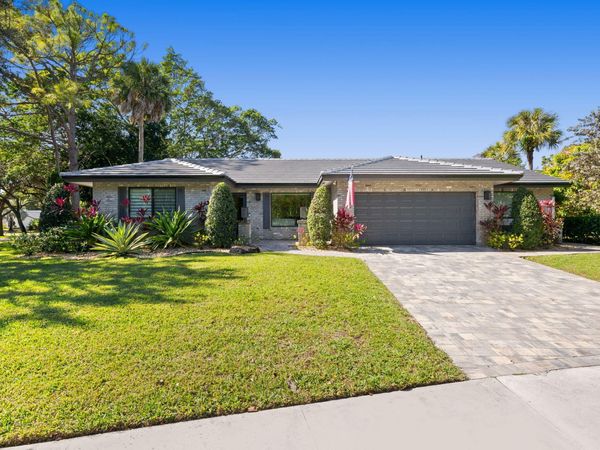 2901 NW 24 Terrace N, Boca Raton, FL 33431