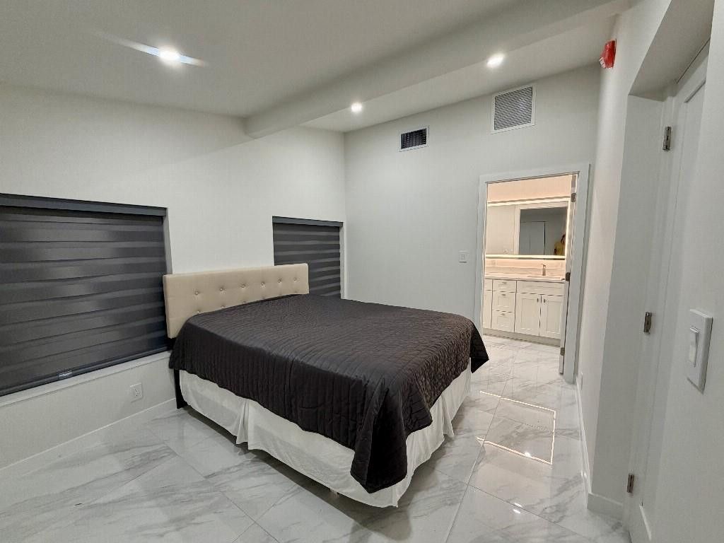 1130 NW 7th Avenue, Fort Lauderdale, FL 33311 Photo