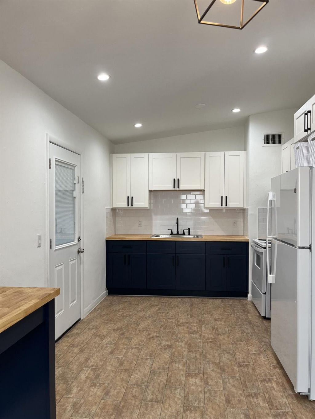 202 Southern Ave, Fort Pierce, FL 34950 Photo