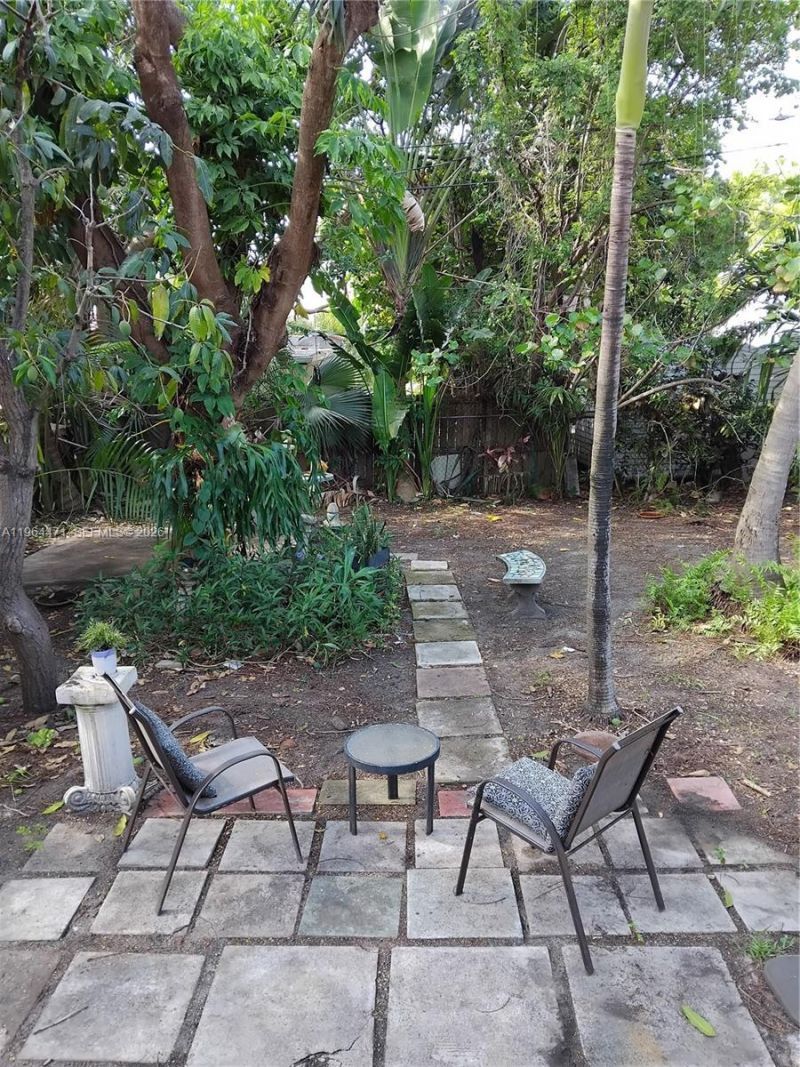 655 NE 82nd St, Miami, FL 33138 Photo