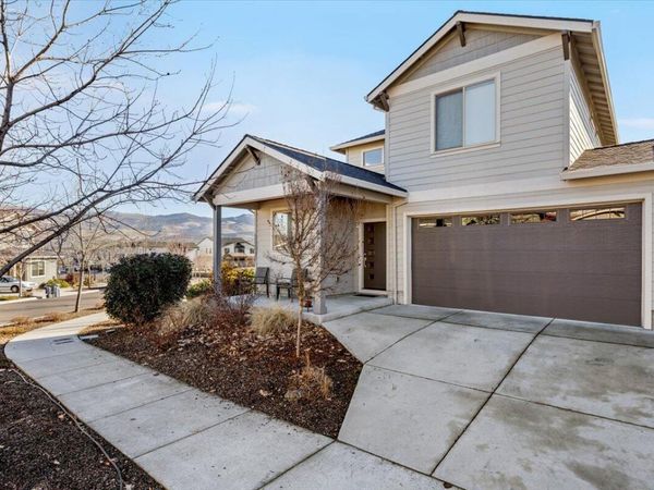 47 William Way, Talent, OR 97540